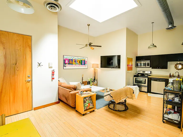 213 N Walnut St #1 — Photo 16