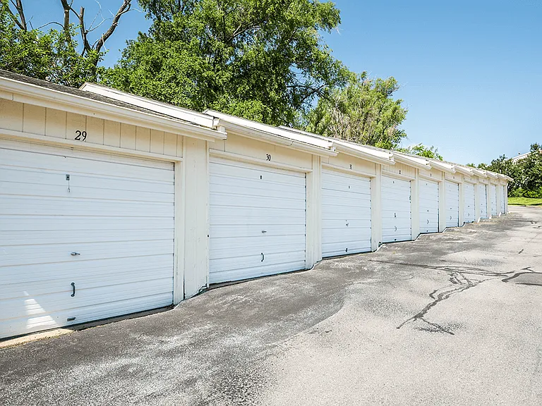 Rentable Garages