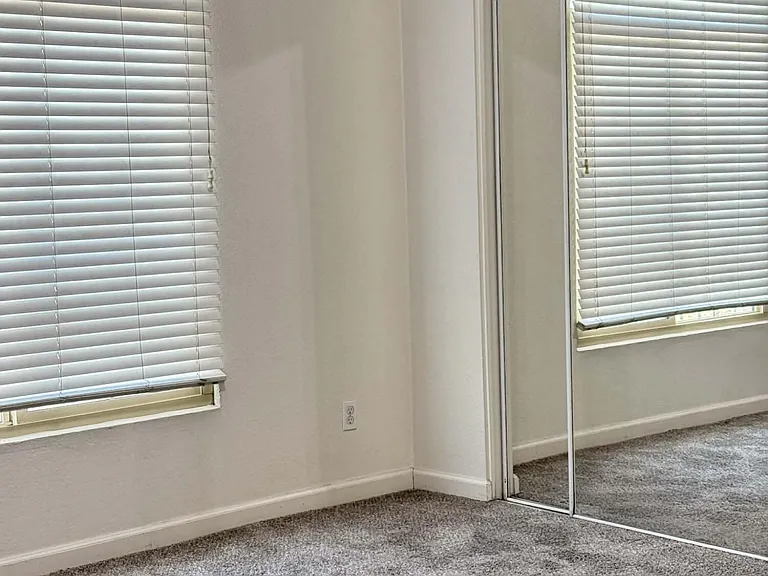 100 E Fillmore St #208 — Photo 5