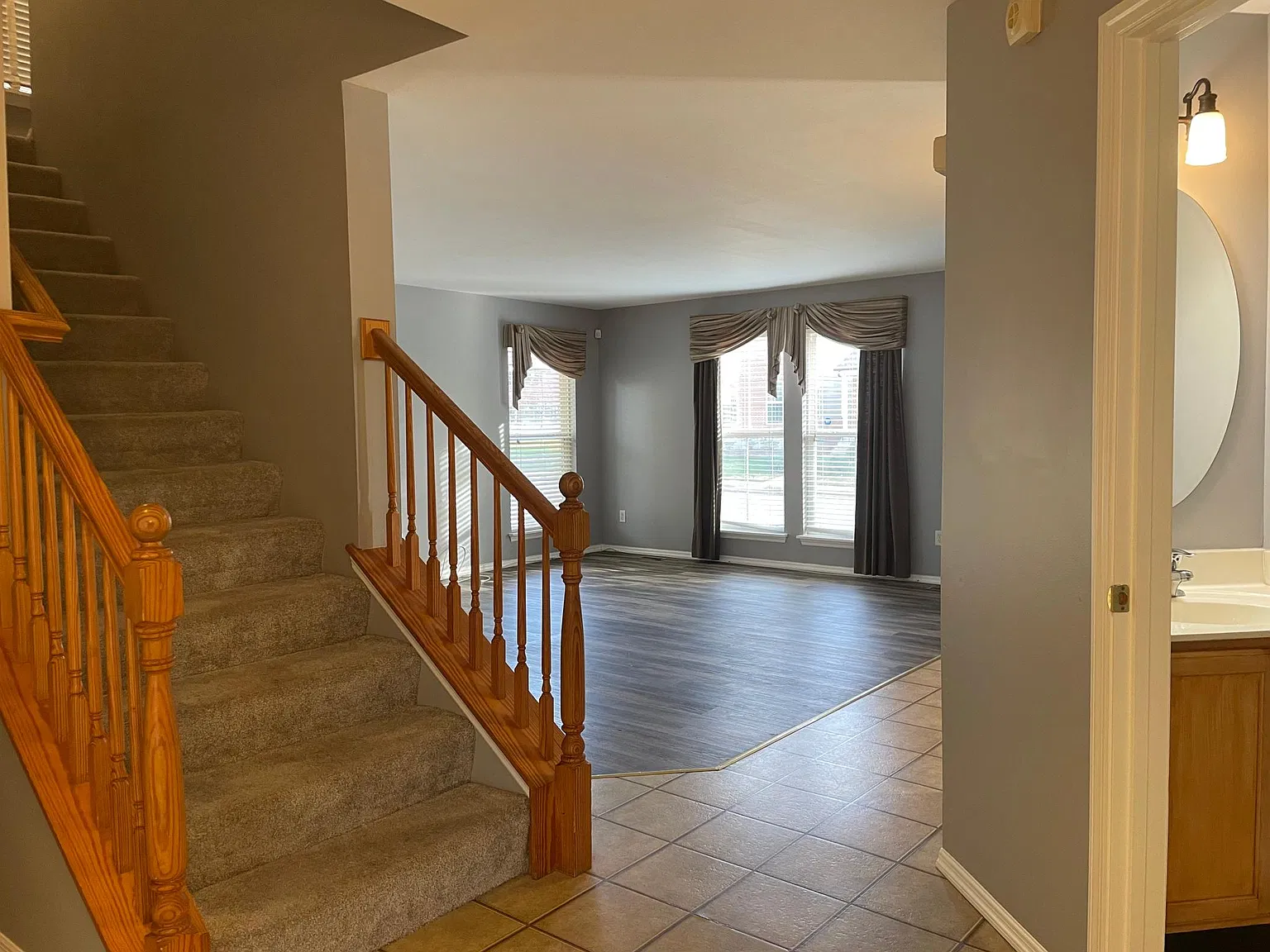 3917 Blaine Ave — Photo 4