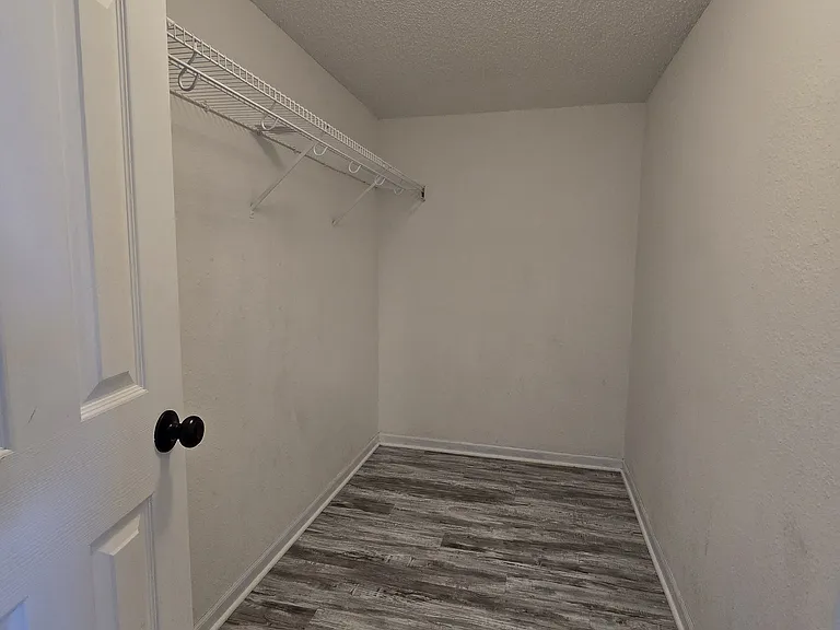 934 Egret St — Photo 18