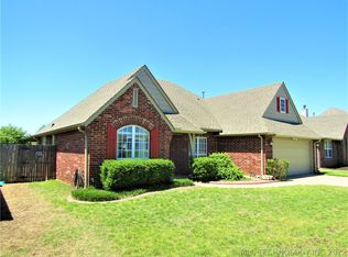4952 S 204th East Ave, Broken Arrow, OK 74014