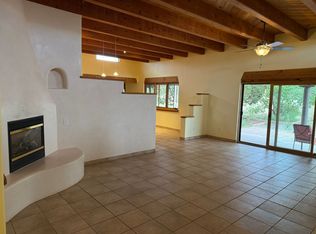19 Camerada Rd, Santa Fe, NM 87508