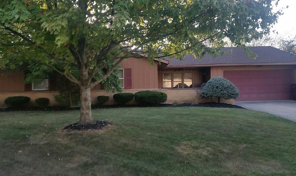 1st image of 1098 Howard Dr