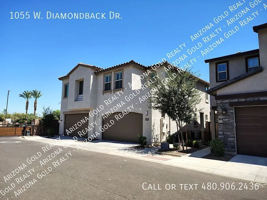Mariposa - Chandler Townhome — Photo 2
