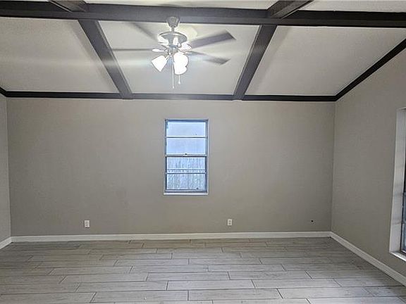 2nd image of 706 N Padre Ave