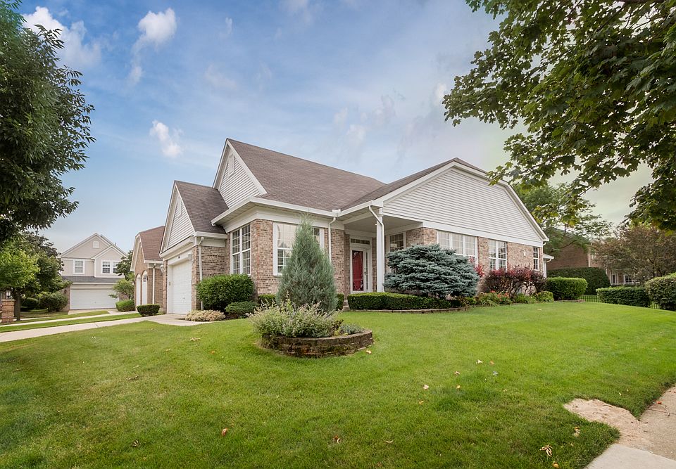 1st image of 2461 Sweetbriar Ln