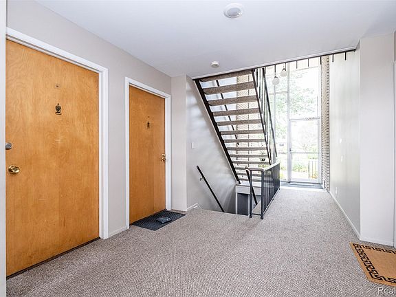 3rd image of 8513 Kennedy Cir Unit 4
