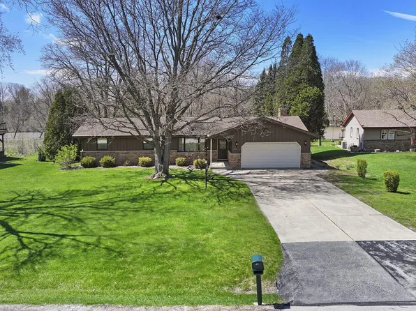 3400 Shorewood DRIVE, Racine, WI 53404