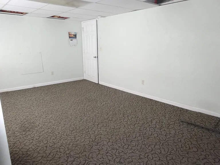 48.5 Sherman Pl — Photo 21