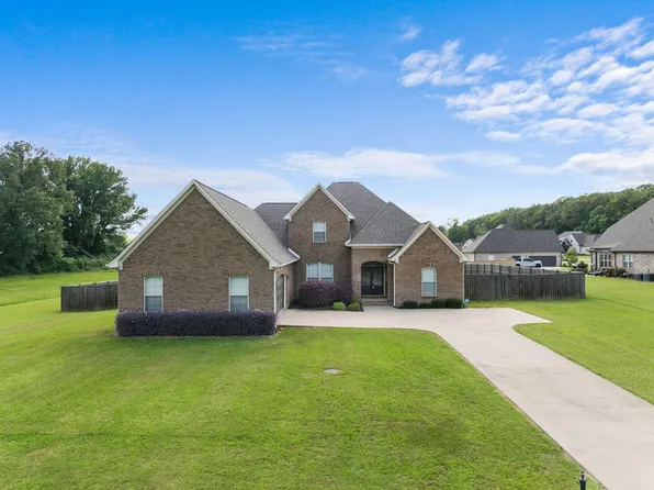 133 Simbrah Dr, Tupelo, MS 38804