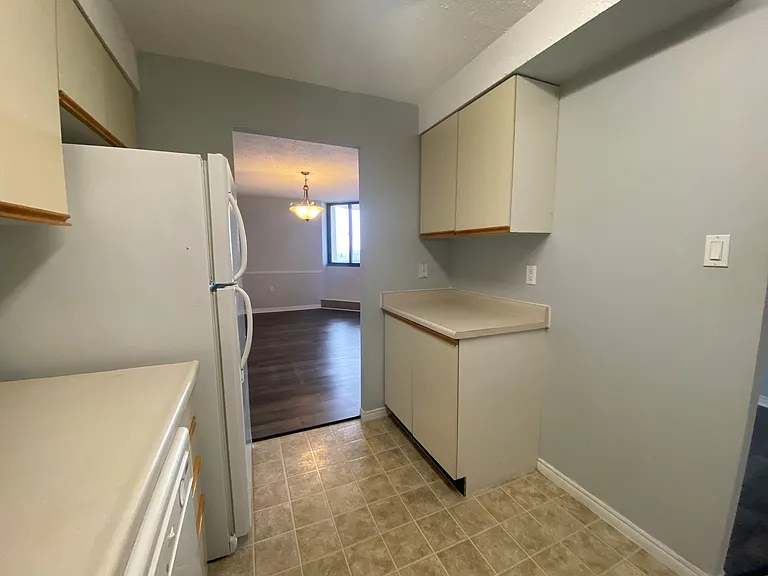 323 Colborne St #1204 — Photo 8