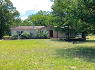 213 Phelan Rd, Bastrop, TX 78602