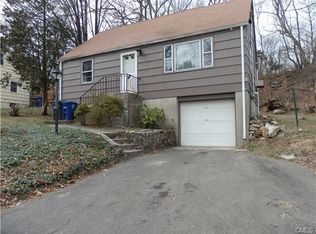 340 Vincellette St, Bridgeport, CT 06606