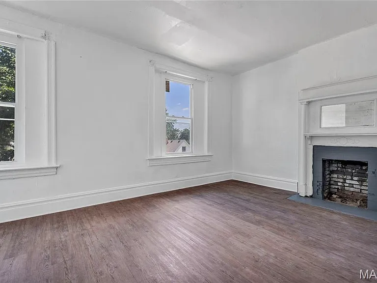824 Canaan Ave #2F — Photo 4