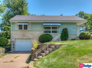 2321 S 50th St, Omaha, NE 68106