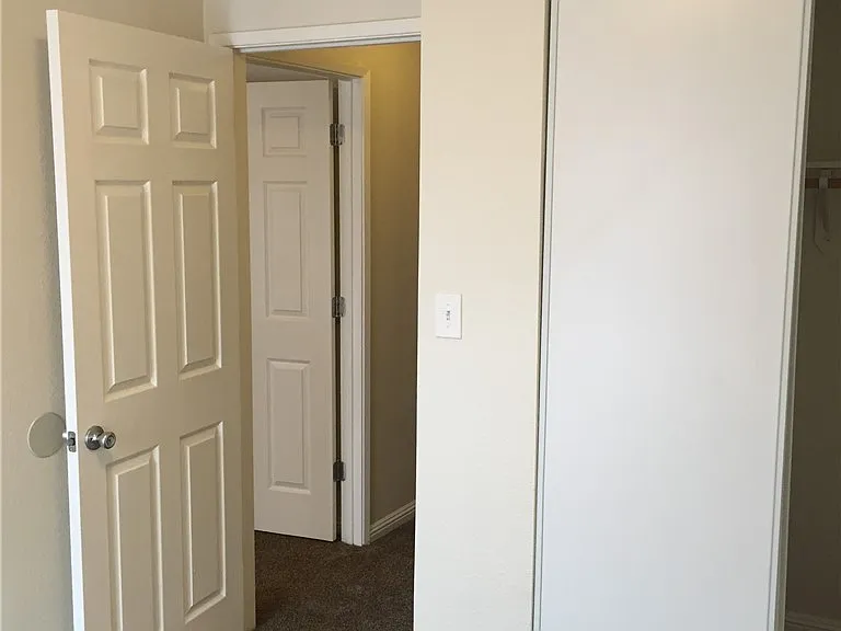 7030 Burcot Ave #C105 — Photo 26