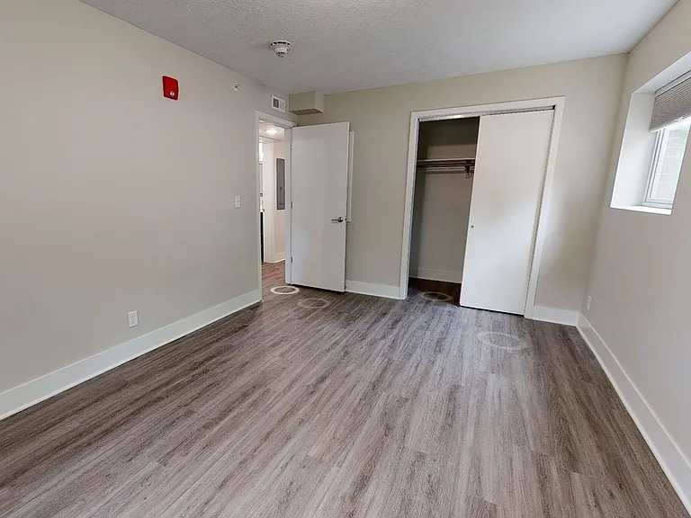 4001 Holdrege St — Photo 46