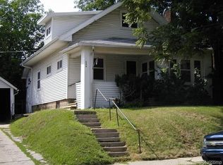 239 Hillcrest Ave, East Lansing, MI 48823