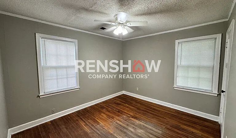 978 Dillworth St — Photo 11