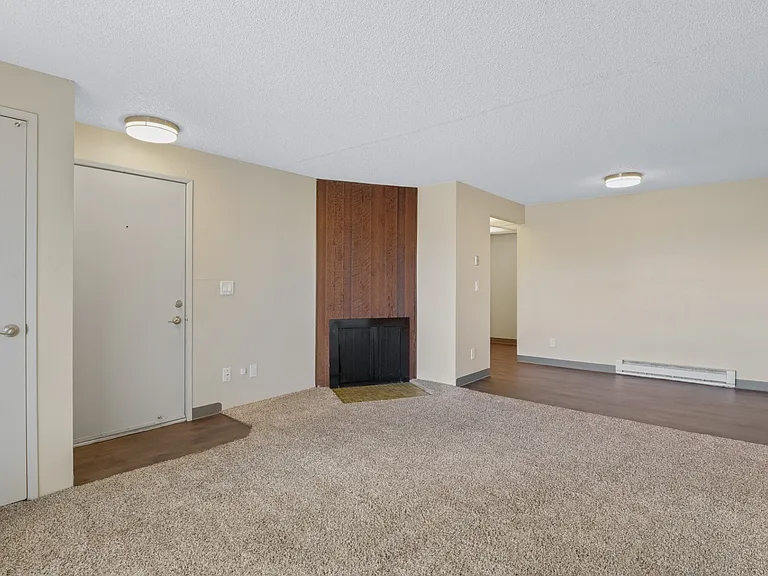 2x1 - Living Room