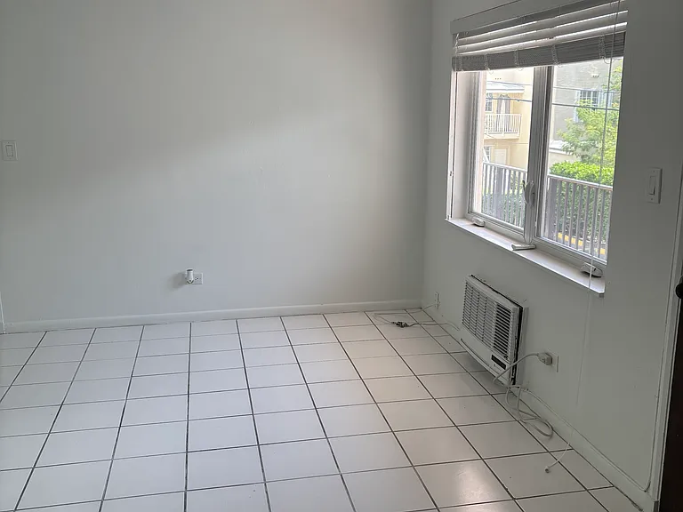 1825 Salzedo St #5 — Photo 3
