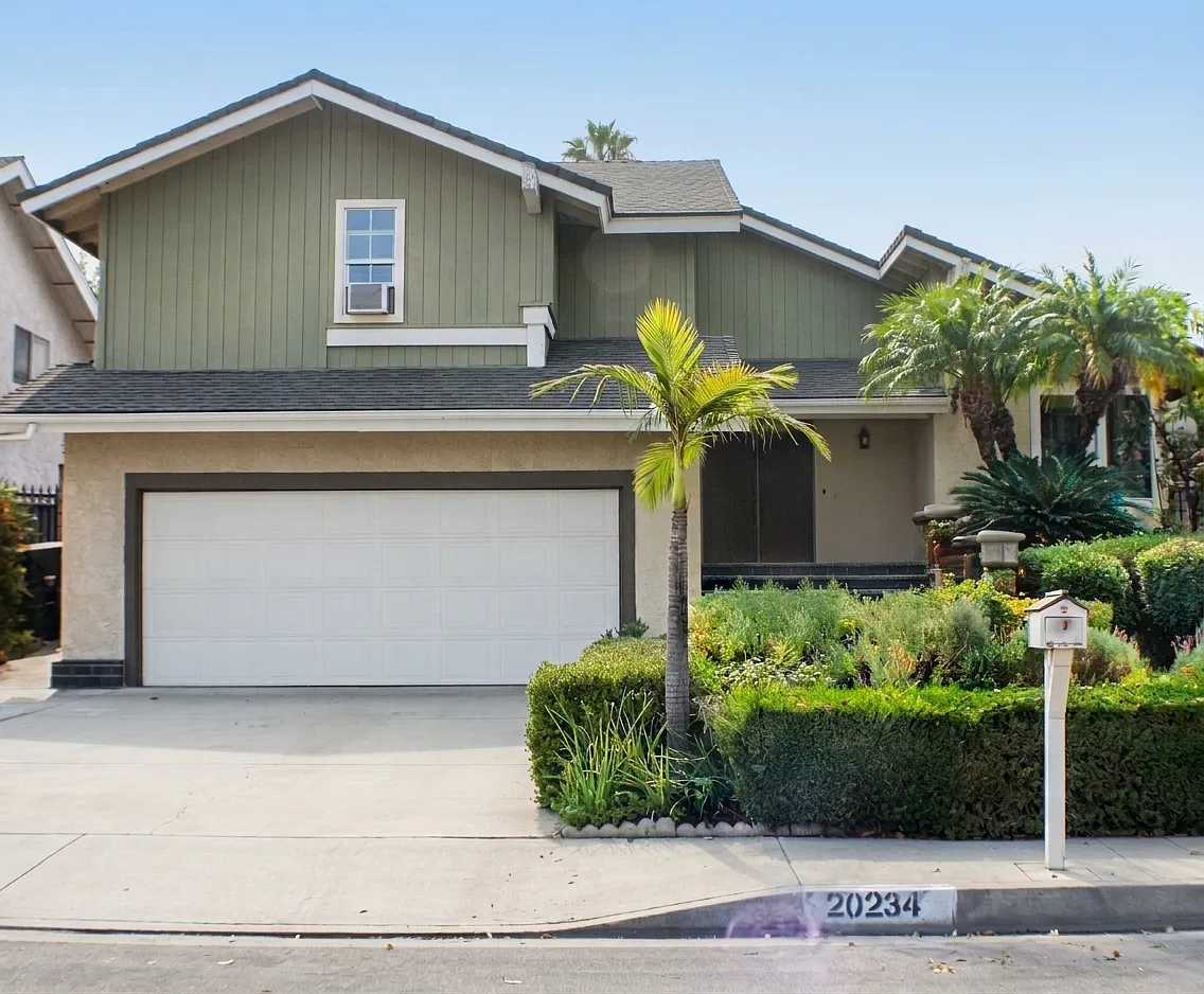 3 bed, 1590 sqft, $3,625 — Photo 1