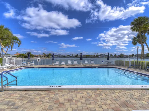 400 64th Ave APT 1006, Saint Pete Beach, FL 33706
