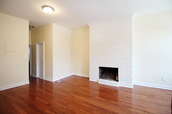 Rented by Julianna Realty Corp | media 19