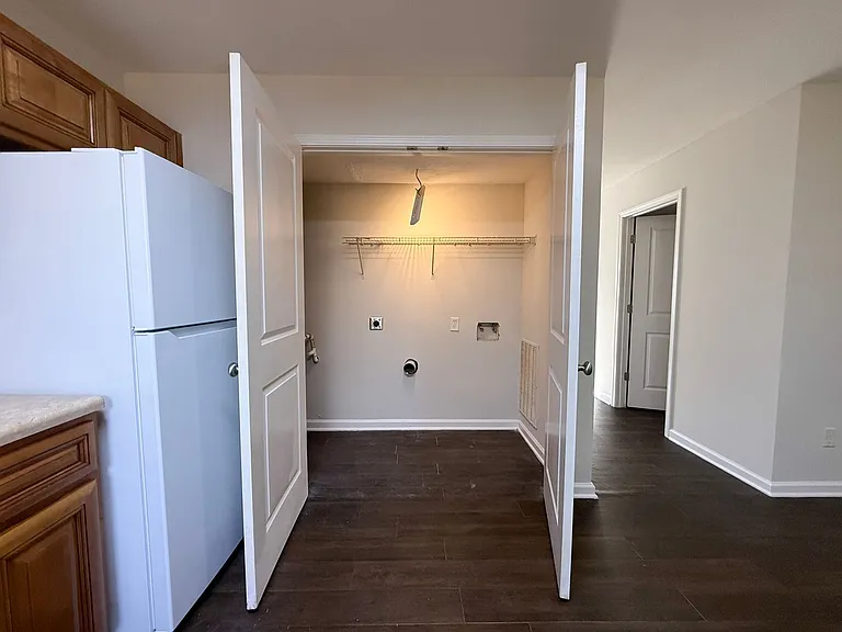 150 Alcorn St — Photo 11
