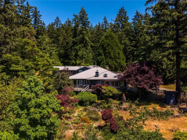 148 Oakspring Rd, Saltspring Island, BC V8K 1S8