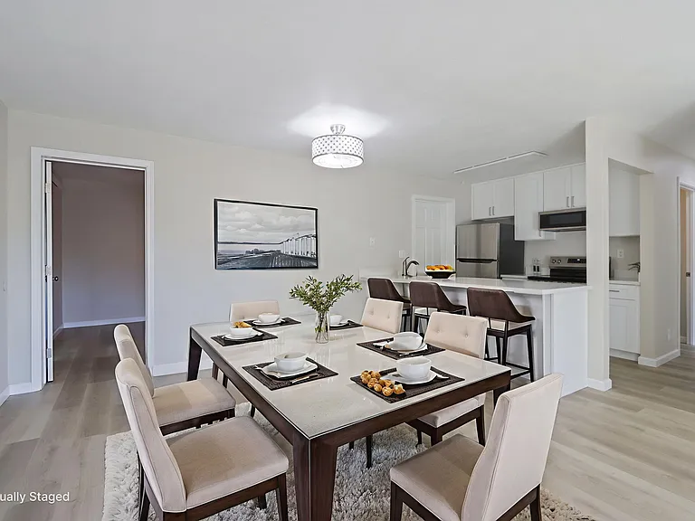 16-web-or-mls-Norse Dr 115-S2211-009 virtually staged_07102026