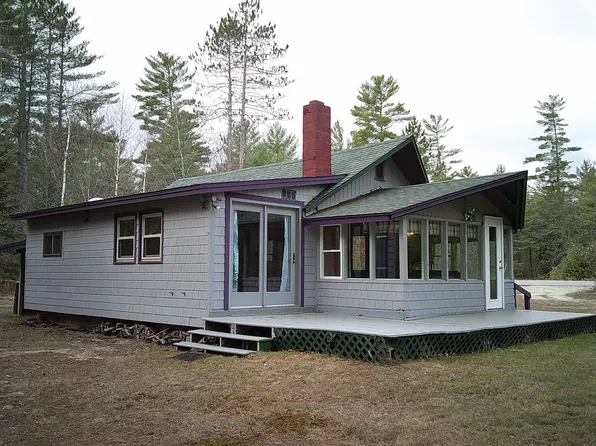 35 Mcintire Road, Waterford, ME 04088