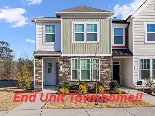 389 Channel Drop Dr, Clayton, NC 27520