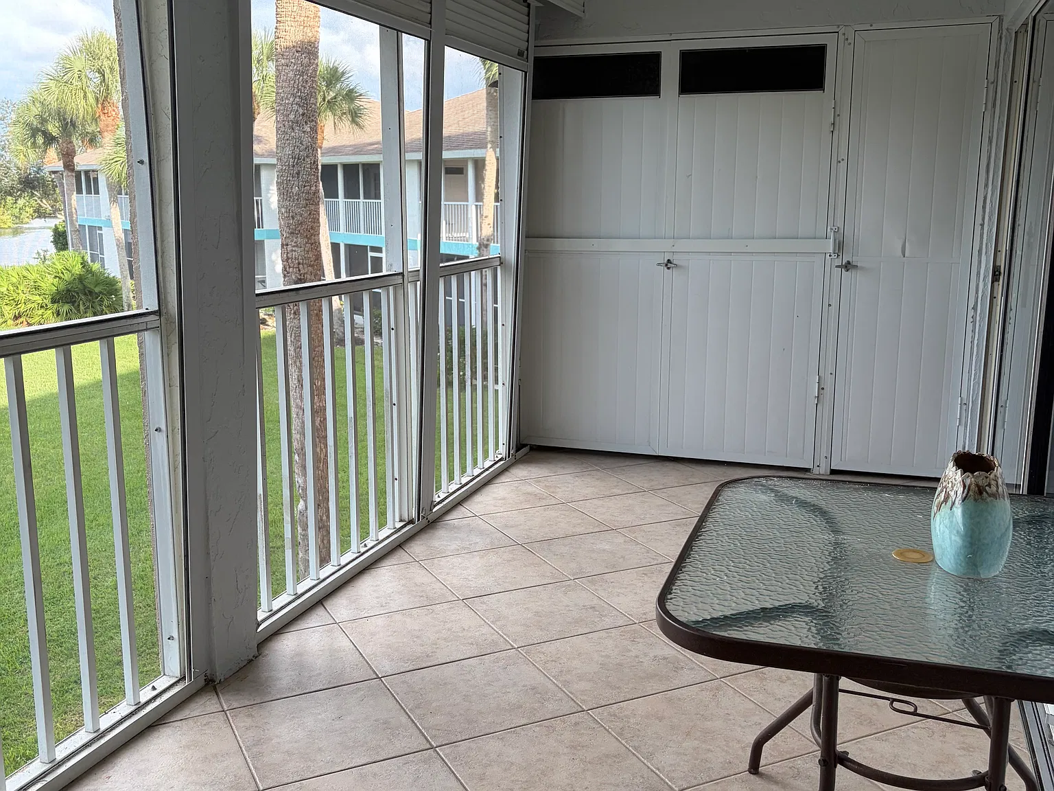2 bed, 813 sqft, $2,040 — Photo 3