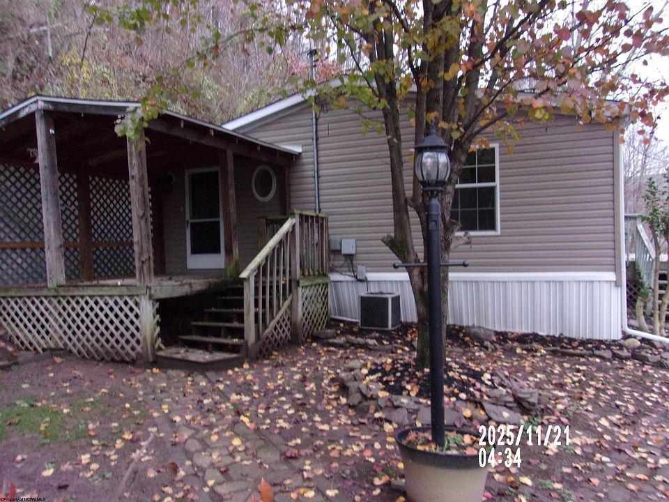 2nd image of 1021 Hendricks Hill Rd