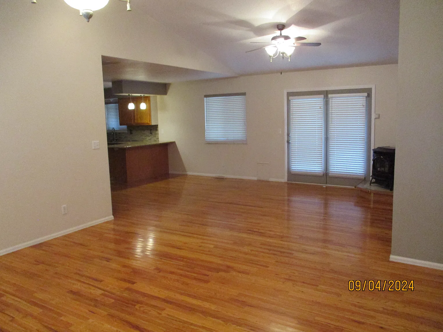 2929 Countryside Court — Photo 2