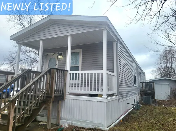 61 Meadowlark Ln #61MEAD, Beecher, IL 60401