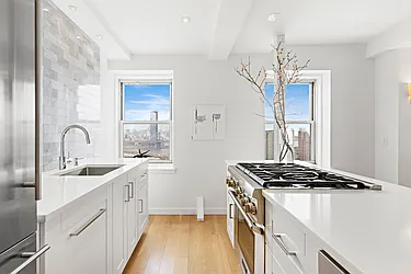 Sold by Hudson 3 Inc