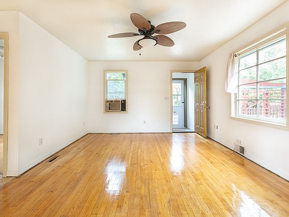5th image of 2039 S 10th St W