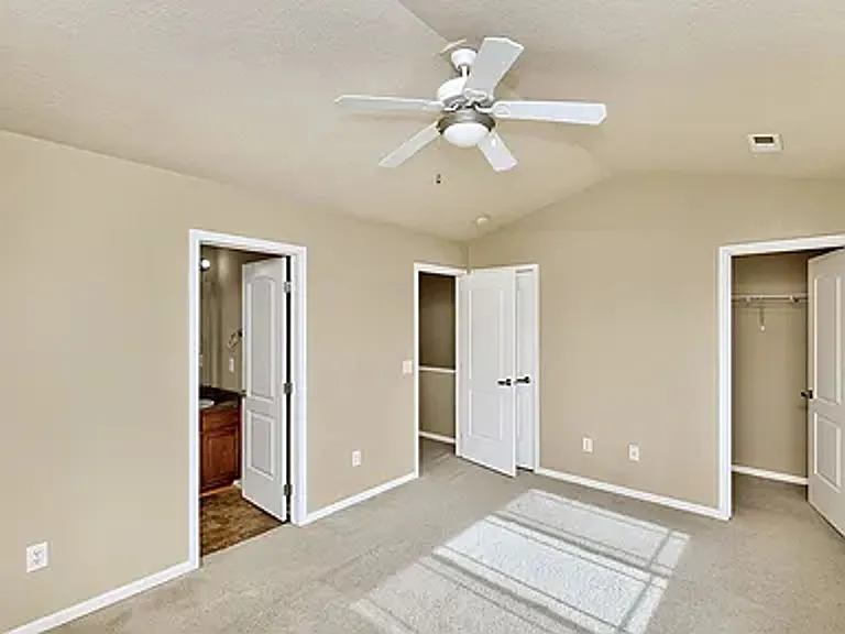 8601 Westown Pkwy #7101 — Photo 4