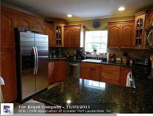5th image of 1440 NW 4th Ave