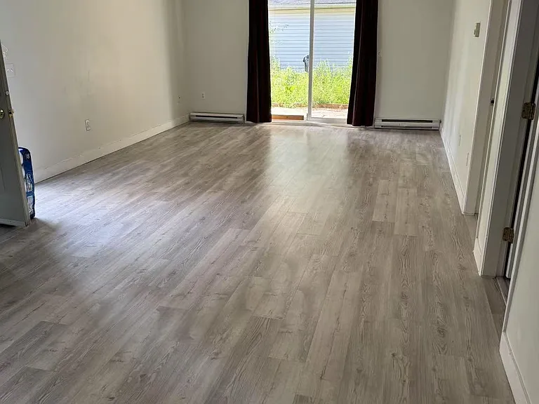 21XX Fraser Ave — Photo 9