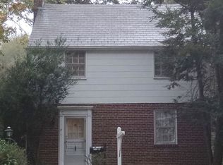 10 Gwynnlake Dr, Baltimore, MD 21207