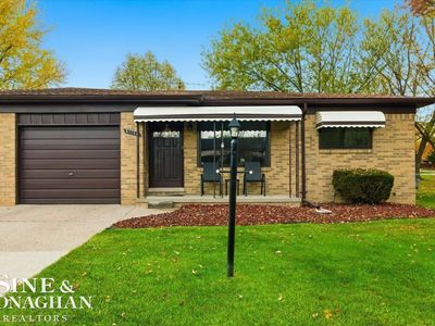 51133 Sarah Ct, Chesterfield, MI, 48047