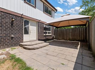 Royal Village, Guelph, ON N1H 6Y9