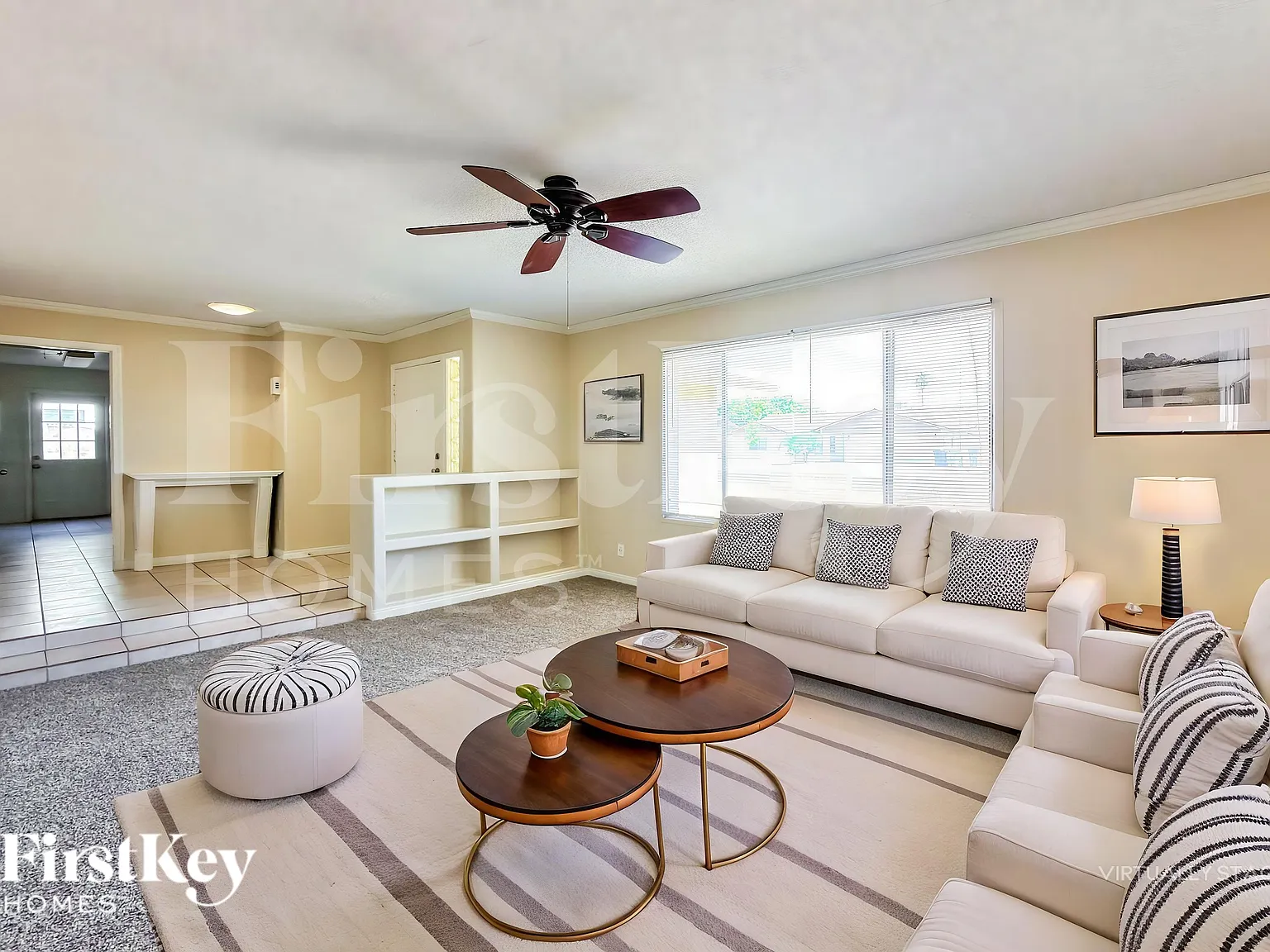 4 bed, 2.0 bath, 1981 sqft, $2,305 — Photo 4