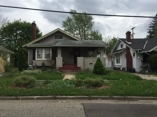 129 W Dartmouth St, Flint, MI 48505
