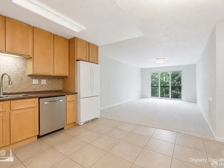 407 Orange St #206 — Photo 9