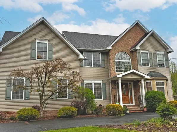 66 Green Valley Dr, Warren Twp., NJ 07059